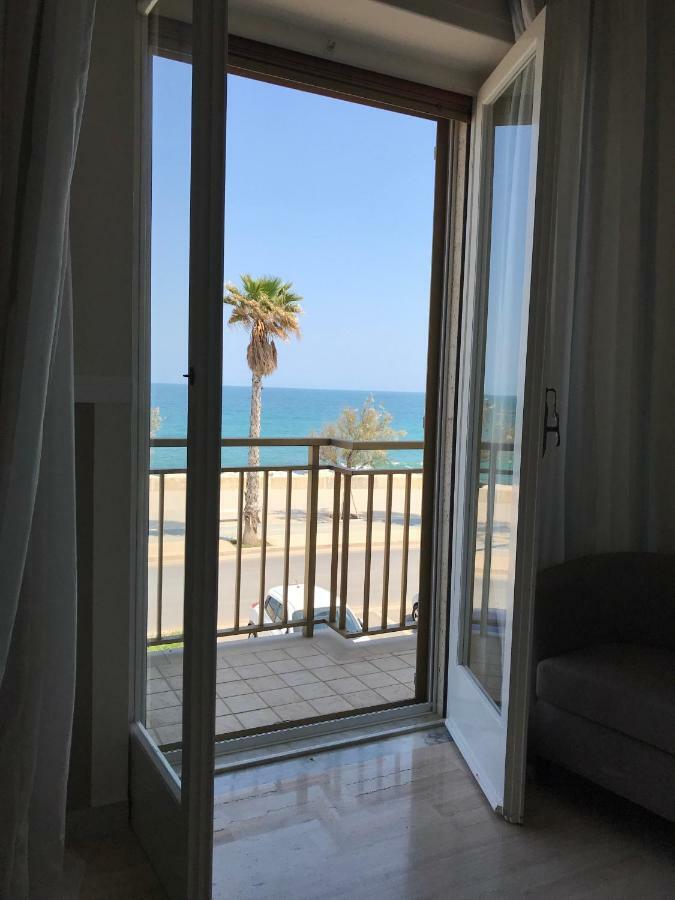 Intero Appartamento " Sea Breeze" Mola di Bari Εξωτερικό φωτογραφία