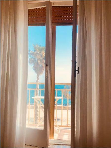 Intero Appartamento " Sea Breeze" Mola di Bari Εξωτερικό φωτογραφία